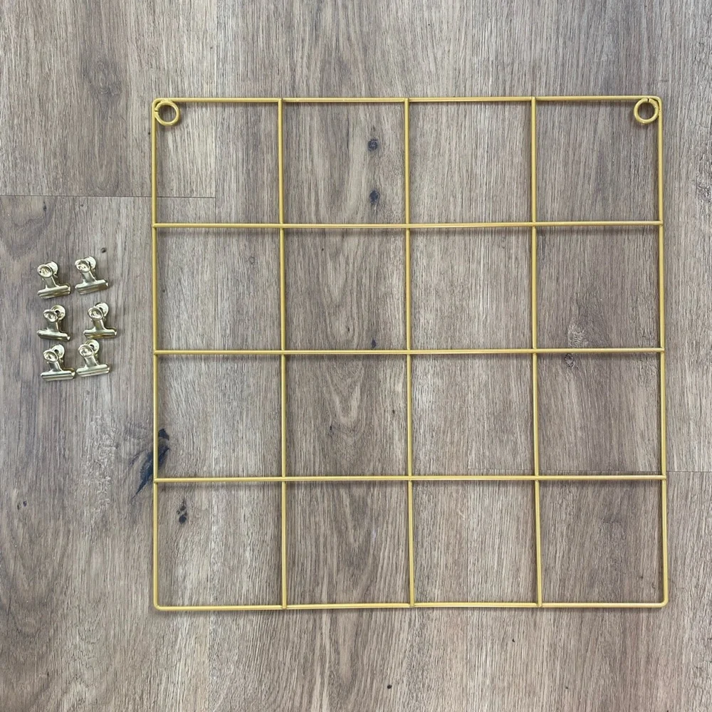 Gold Wire Grid Wall Organizer